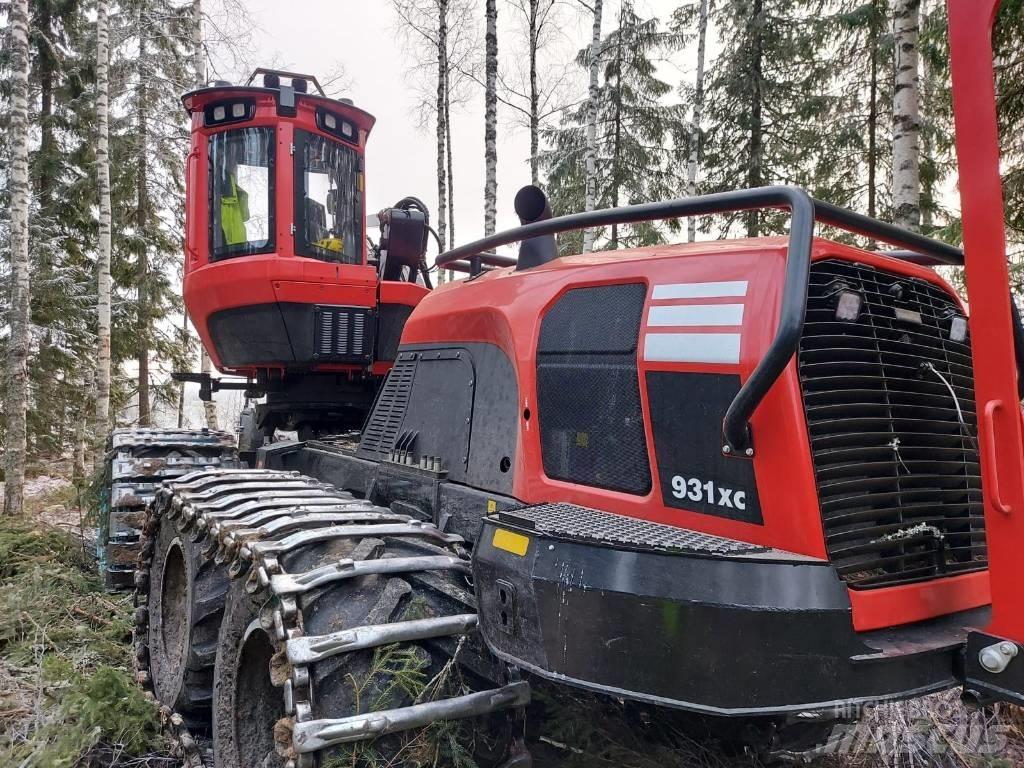 Komatsu 931 XC Abatteuse