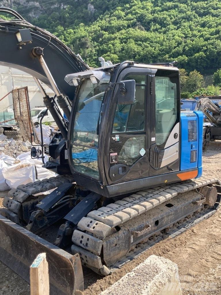 Hitachi ZX 135 US-6 Pelle sur chenilles
