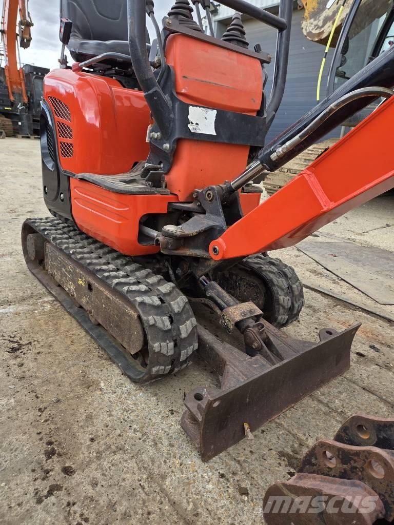 Kubota U 10-3 Mini pelle < 7t