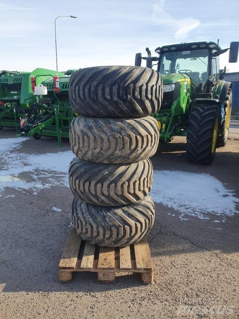 BKT 400/60-15,5 Pneus, roues et jantes