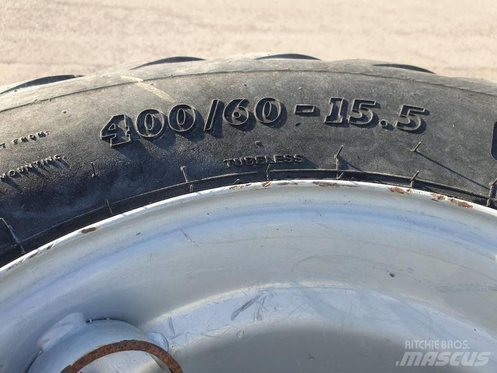 BKT 400/60-15,5 Pneus, roues et jantes