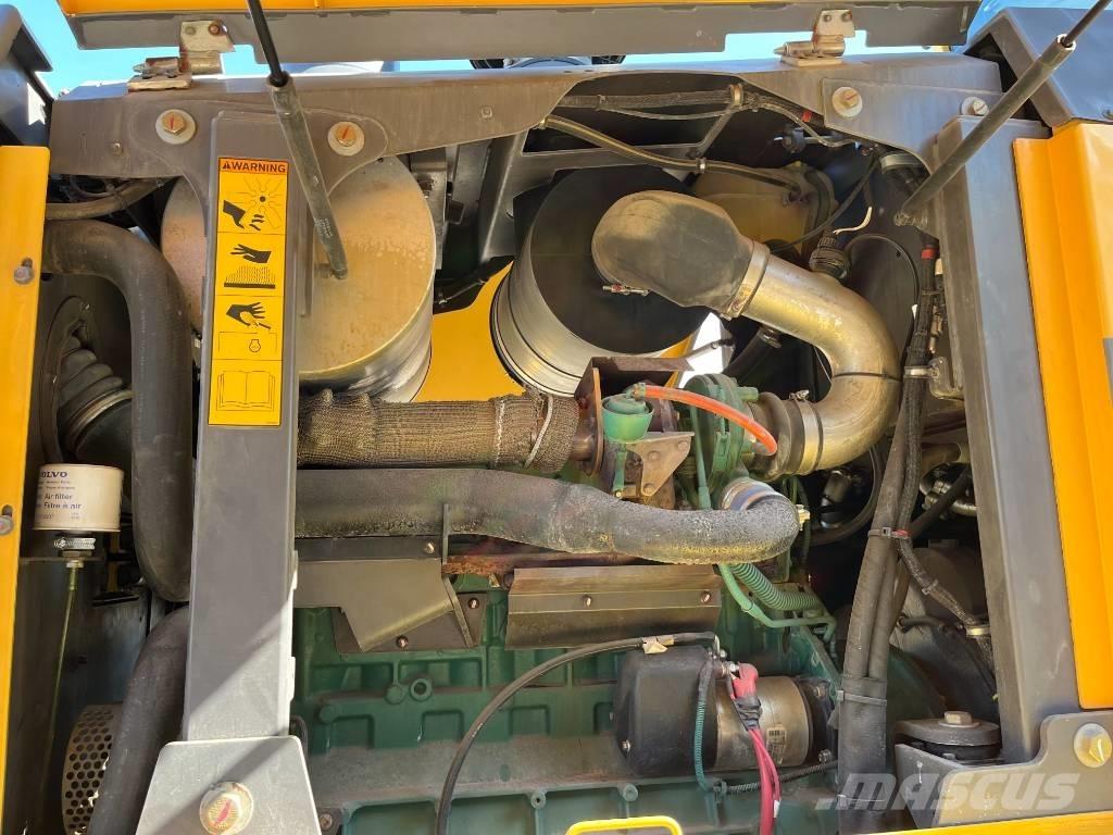 Volvo G 940 Niveleuse