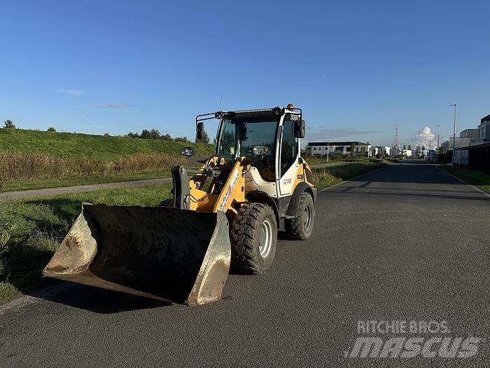 Liebherr L506C Chargeuse sur pneus