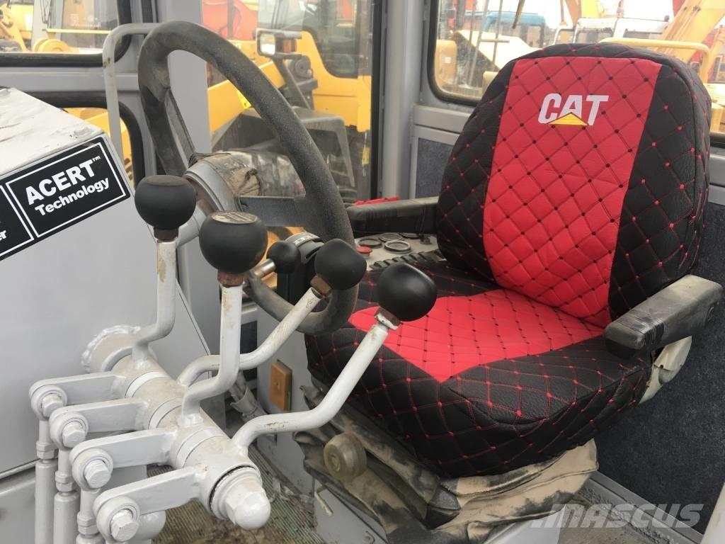 CAT 140 H Niveleuse