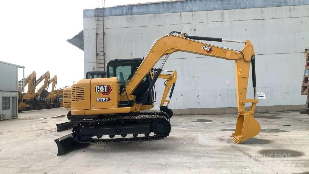 CAT 307E2 Pelle sur chenilles
