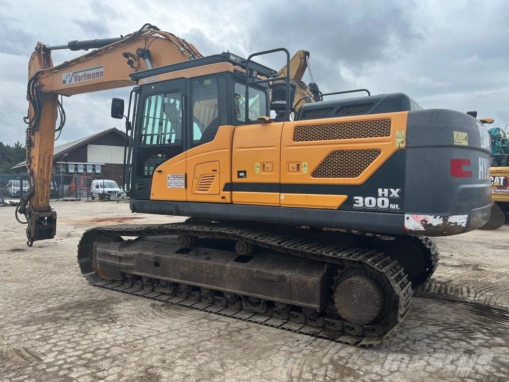 Hyundai HX 300 NL Pelle sur chenilles