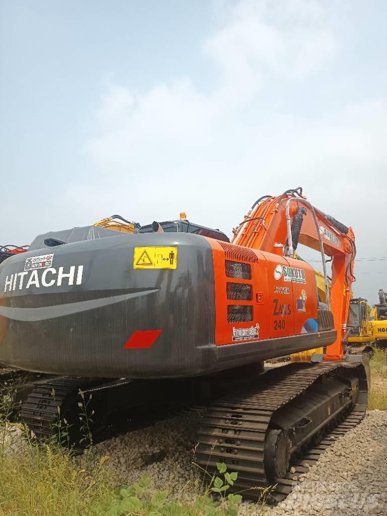 Hitachi ZX 240 Pelle sur chenilles