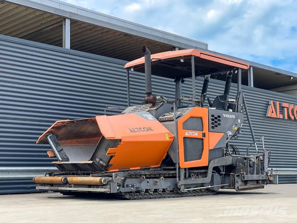 Volvo P7820C Finisseur