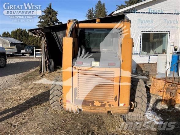 CASE 95XT Chargeuse compacte