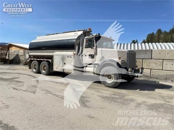 White/GMC WG Motrici cisterna