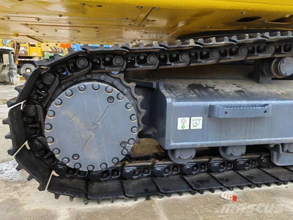 Komatsu PC 300-8 Pelle sur chenilles