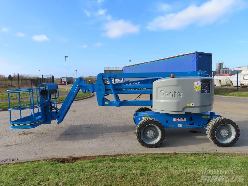 Genie Z 45/25 Nacelles articulées