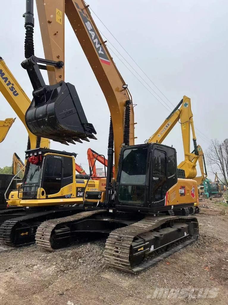 Sany SY 235 C Pelle sur chenilles