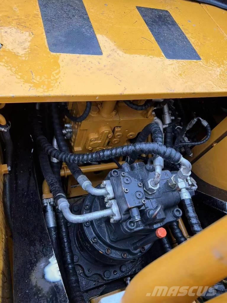 Sany SY 235 C Pelle sur chenilles