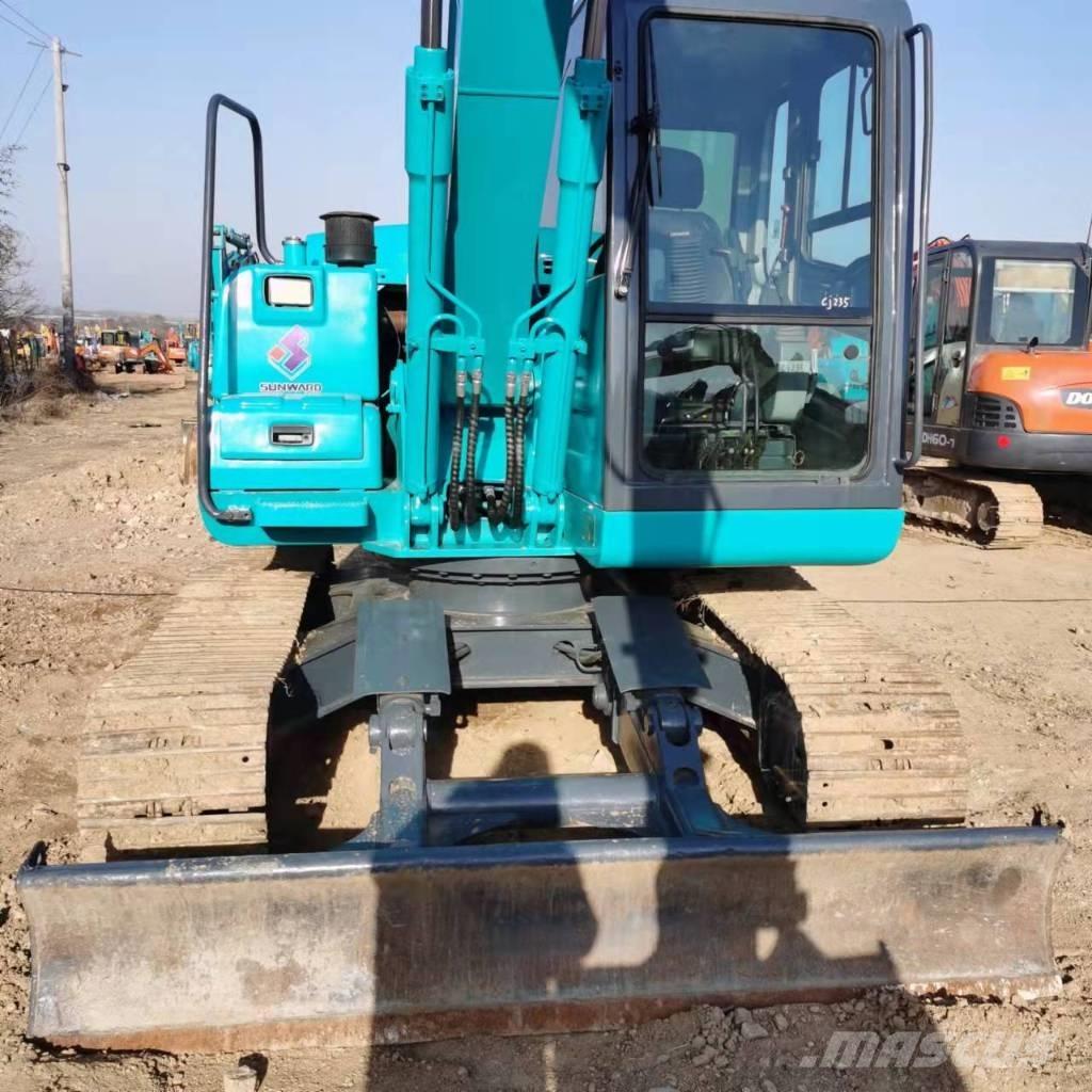 Sunward SWE90E Mini pelle 7t-12t