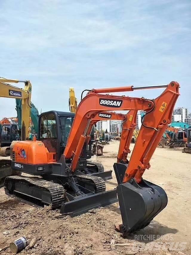 Doosan DH 60 Mini pelle < 7t