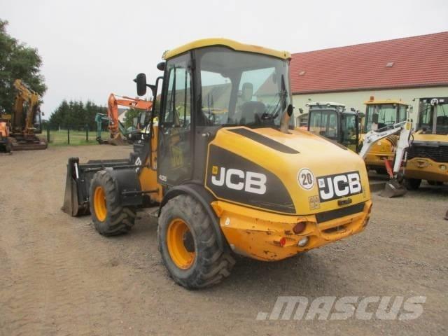 JCB 406 B Chargeuse sur pneus