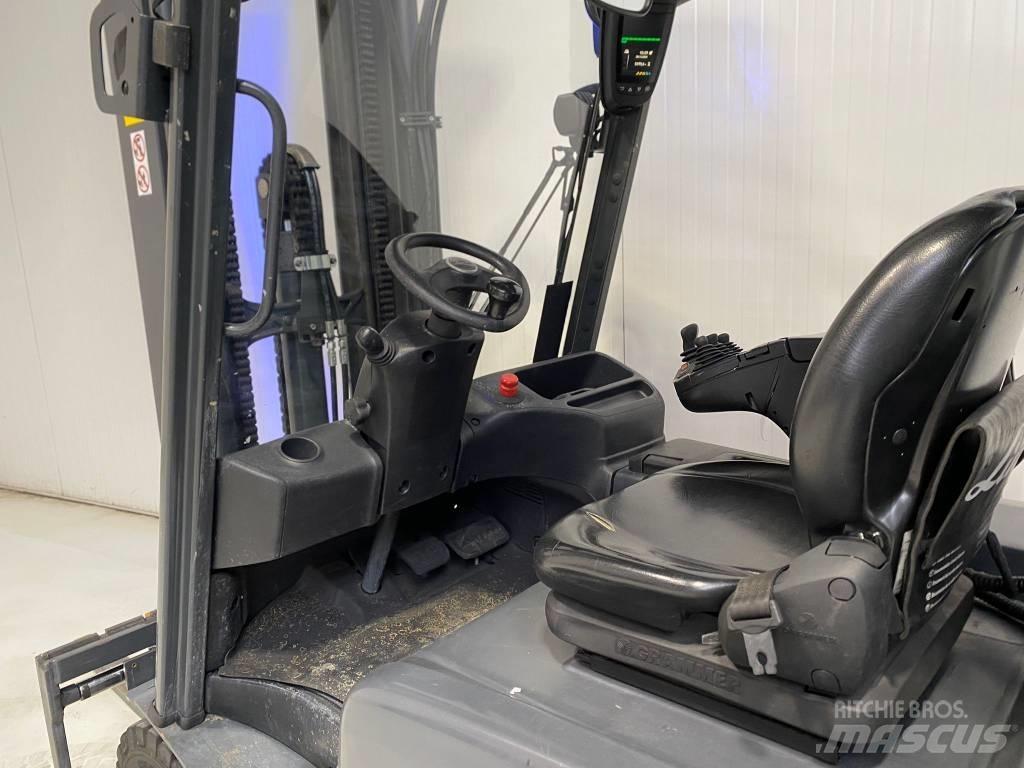 Linde E30L-01 Chariots élévateurs électriques