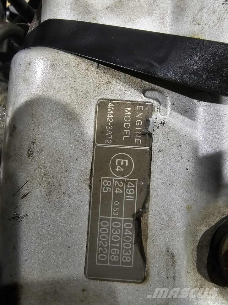 Mitsubishi 4M42-3AT2 Moteur