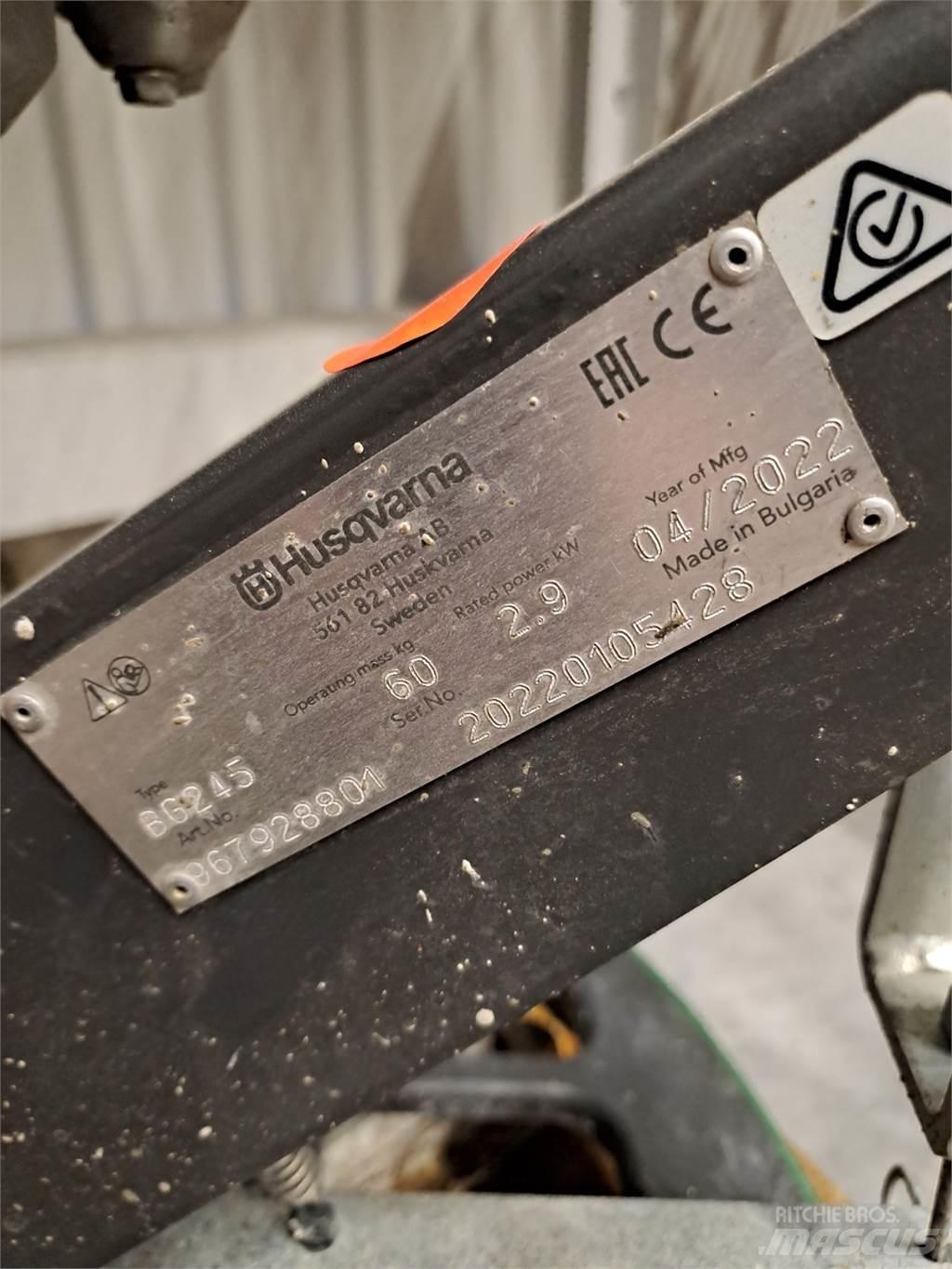 Husqvarna BG245 Plaque vibrante