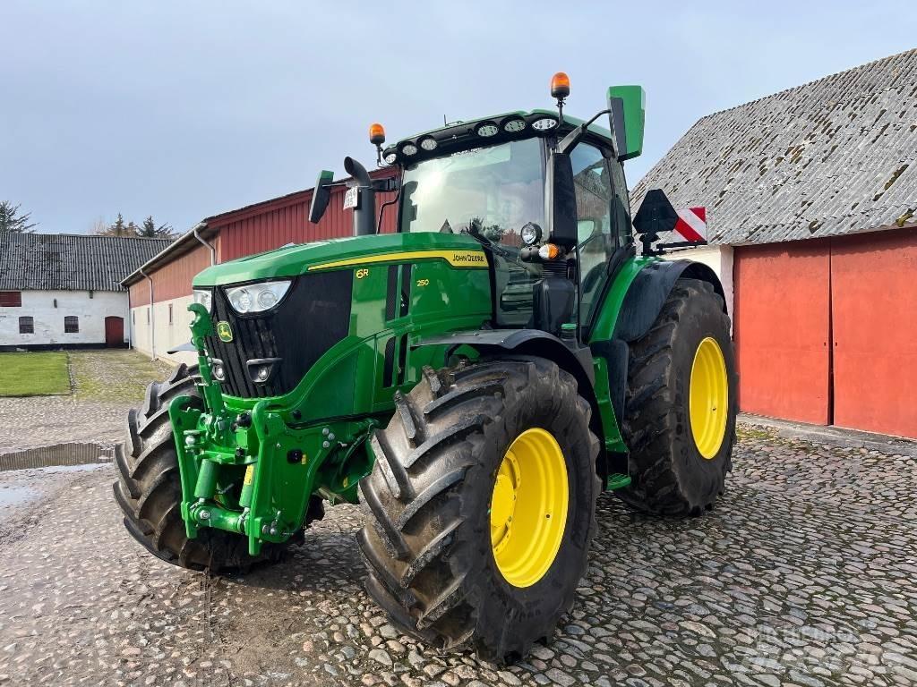 John Deere 6R 250 Tracteur