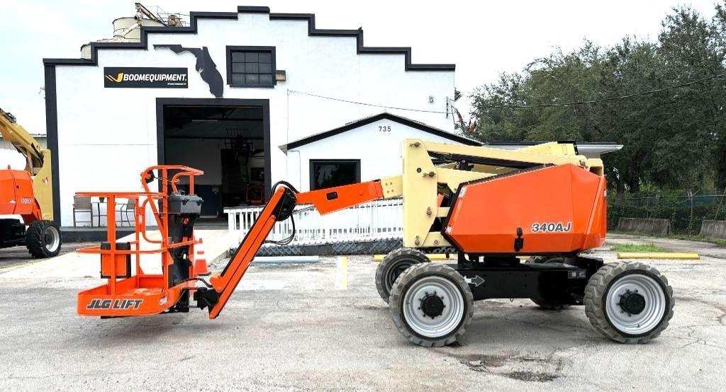 JLG 340 AJ Nacelles articulées
