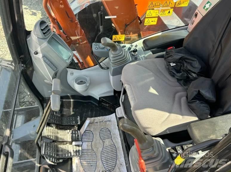 Hitachi ZX 85 US-6 Mini pelle 7t-12t