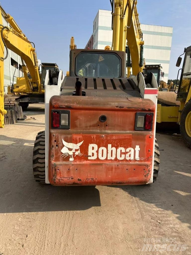 Bobcat S 220 Chargeuse compacte