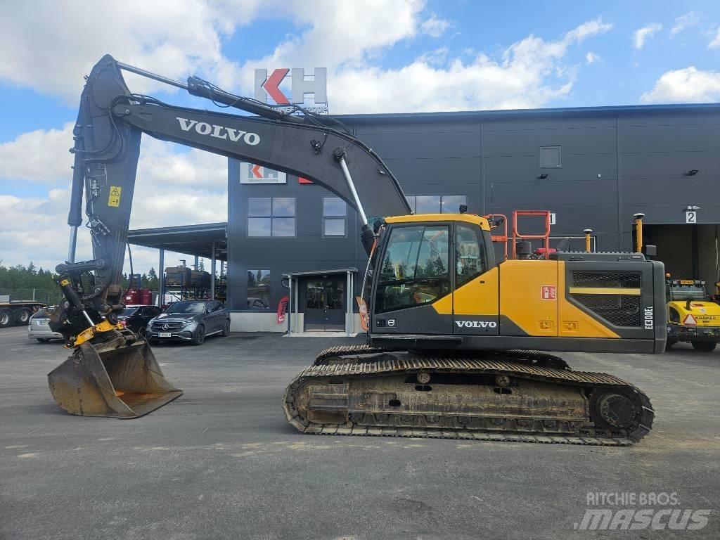 Volvo EC 300 EL + 3D Pelle sur chenilles