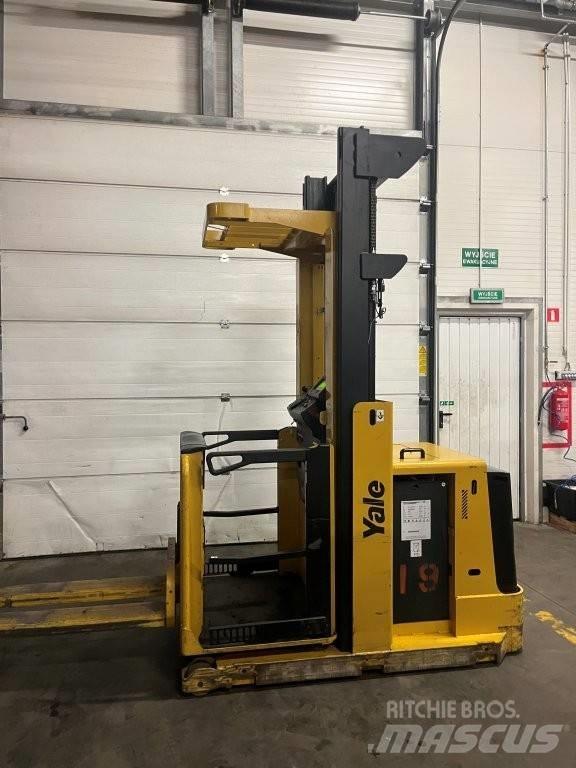 Yale MO 10 E Préparateur de commande haute levée