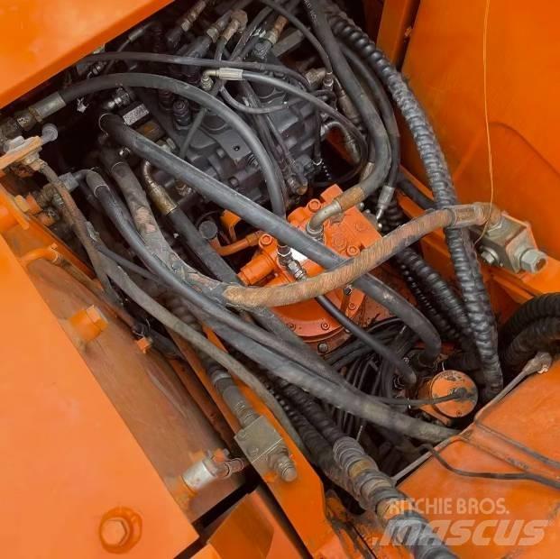 Doosan DH150W-7 Pelle sur pneus