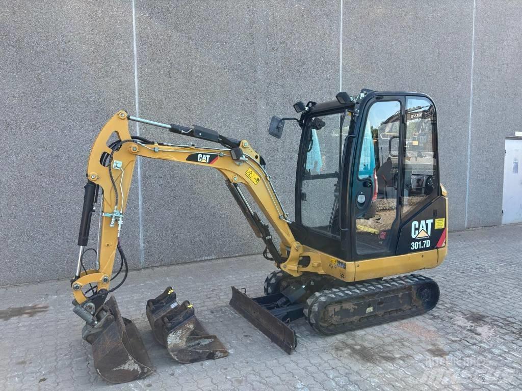 CAT 301.7 D Mini pelle < 7t