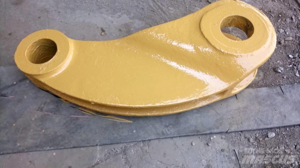 CAT 245 Châssis et suspension