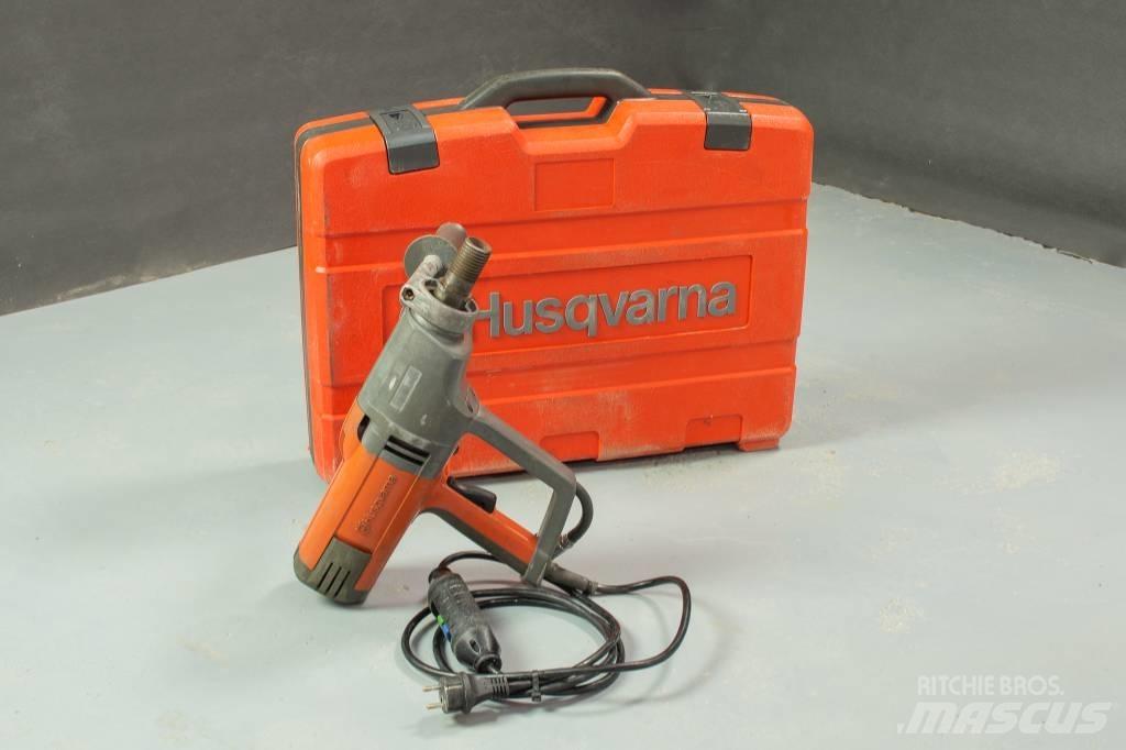 Husqvarna DM230 Autre équipement de forage