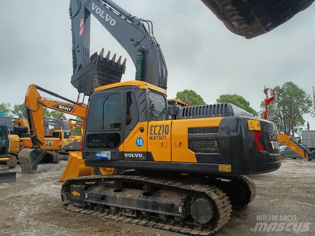 Volvo EC 210 Pelle sur chenilles