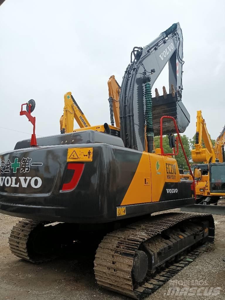 Volvo EC 210 Pelle sur chenilles