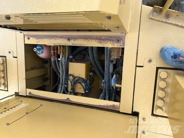 Kawasaki 115 Z III Chargeuse sur pneus
