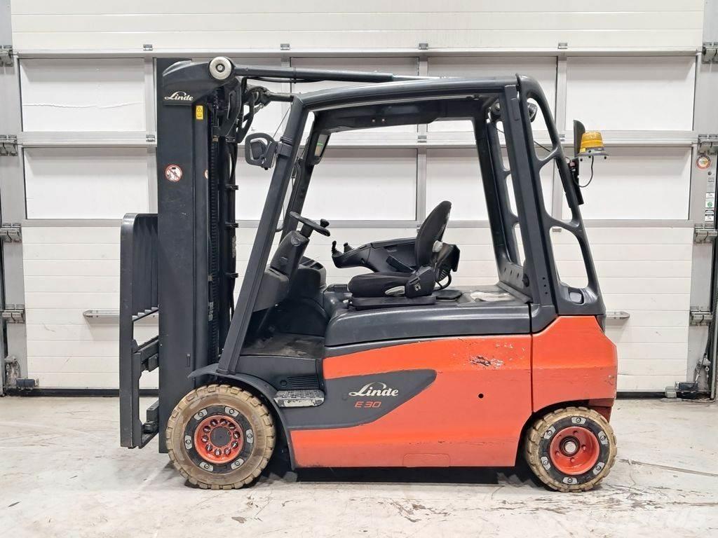 Linde E30L-01 Chariots élévateurs électriques