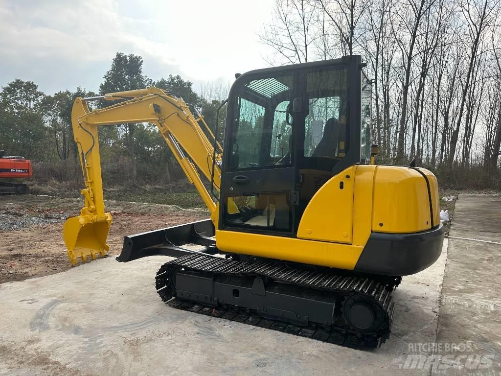 Komatsu PC 56 Pelle sur chenilles
