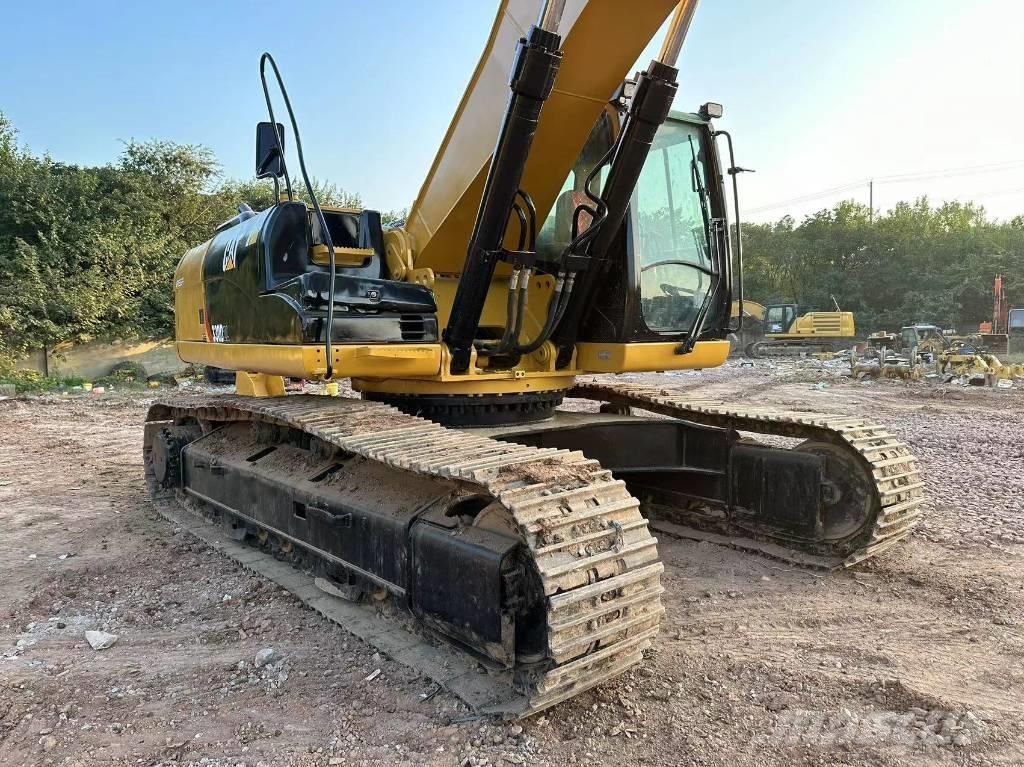 CAT 330DL Pelle sur chenilles