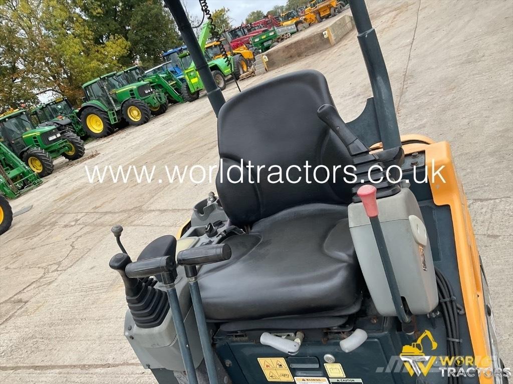 Hyundai Robex 16-9 Mini pelle < 7t