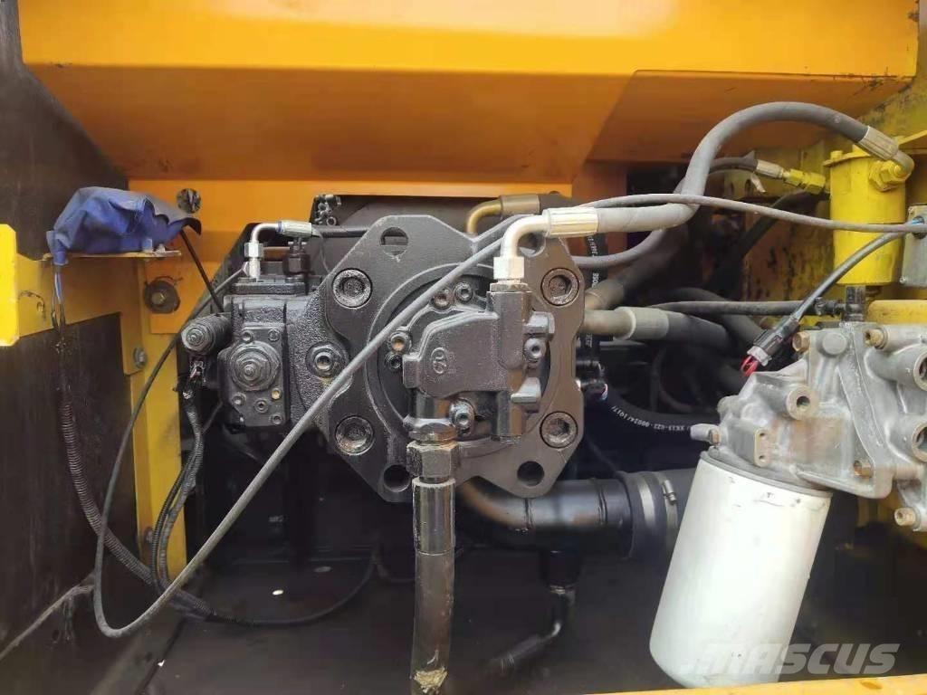 Sany SY 215 C-9 Pelle sur chenilles