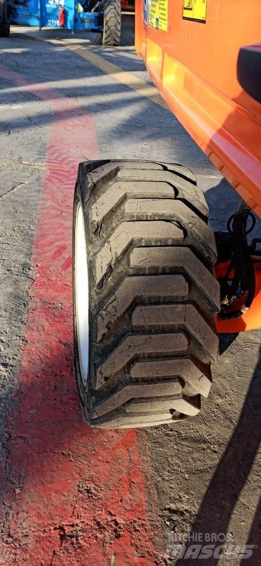 JLG 460SJ Nacelles télescopiques