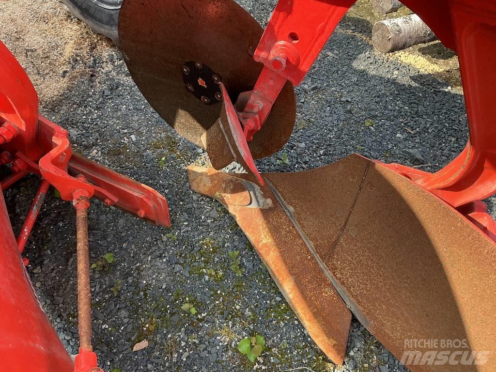 Kuhn Vari-Master 123 Charrue réversible