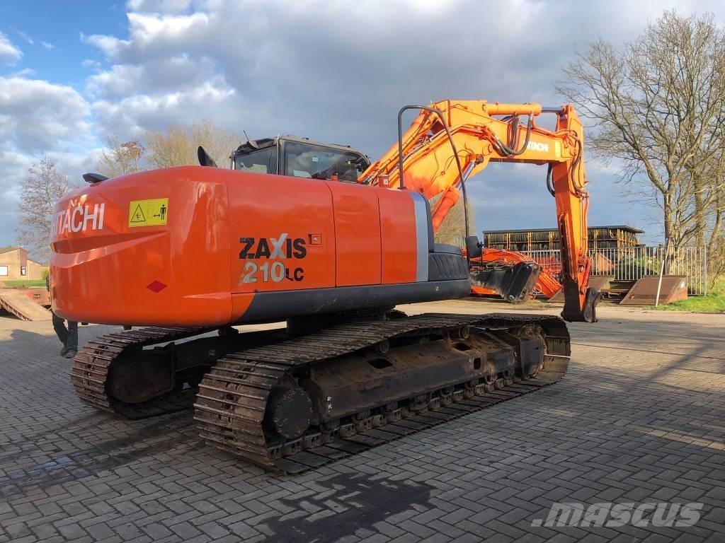 Hitachi ZX 210 LC-3 Pelle sur chenilles