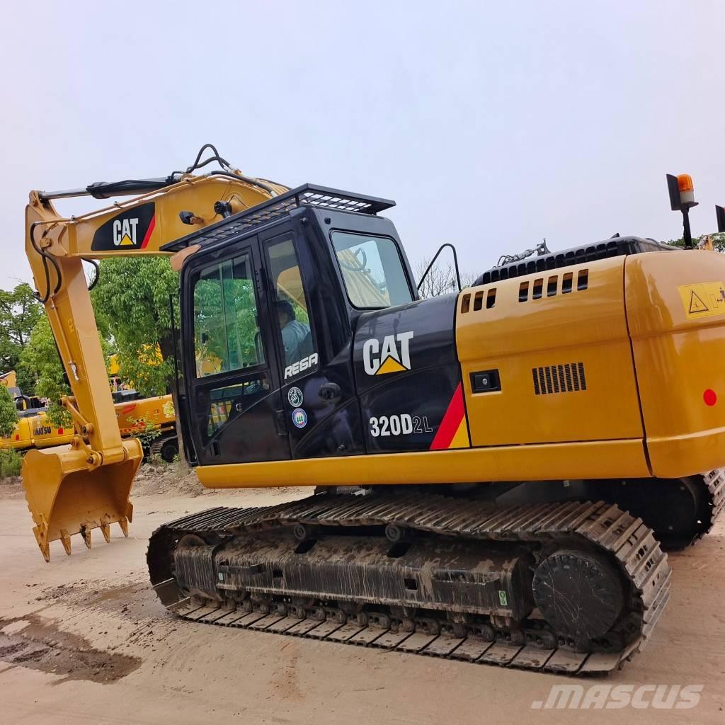 CAT 320 D-C7.1 Pelle sur chenilles