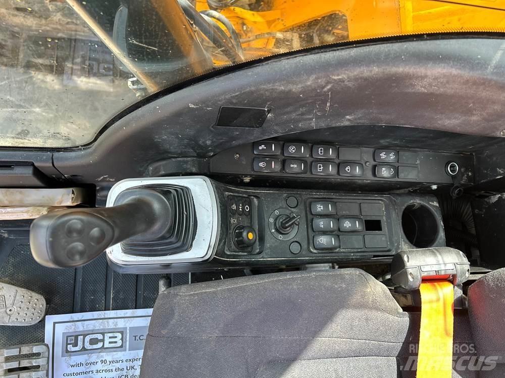 JCB JZ140 Pelle sur chenilles