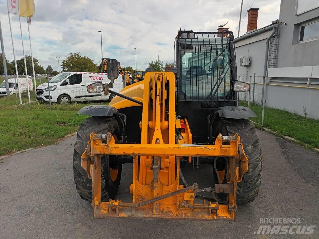 JCB 542-70 IND Chargeuse télescopique sur pneus