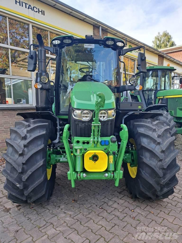 John Deere 6120M Tracteur