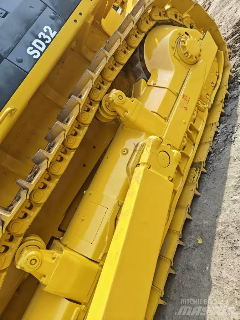 Shantui SD 32 Bouteurs sur chenilles